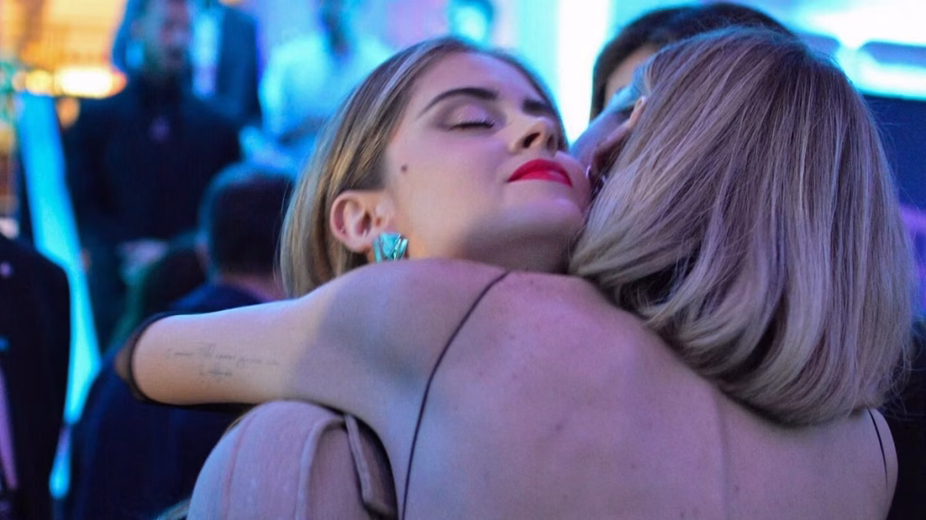Valentina Ferragni rivela il Pandoro Gate e annuncia la fine della relazione con Matteo Napoletano.