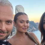 Look degli invitati alle nozze di Ilary Blasi: dagli abiti Chanel a quelli di Melory.