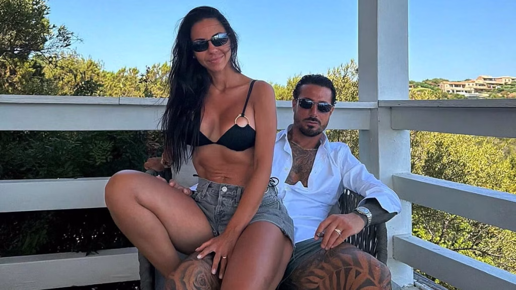 Armando Izzo torna con la moglie e difende Raffaella Fico: “Lasciatela stare!” (pagina 2)