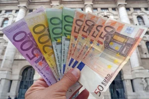 Inflazione ad agosto: +0,5% rispetto a luglio e +3,3% sul 2025