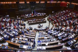 Dl della PA e degli enti territoriali, via libera della Camera con 133 sì: il testo passa al Senato