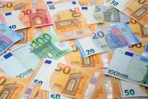 Ad agosto l’inflazione cresce al 3,3% trainata dai prezzi energetici in aumento