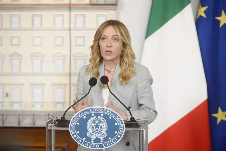 Meloni “Intelligenza artificiale sfida al centro dell’azione del nostro governo, focus su persone e diritti”