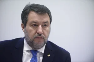 Salvini “Da Vannacci proposte strambe che non aiutano gli italiani, ma non porto rancore”