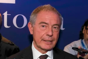 Acciaierie Valbruna: Urso assicura continuità produttiva con nuovo accordo al Tavolo Mimit