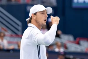 Darderi centra gli ottavi agli Us Open, Sweeny ko in tre set