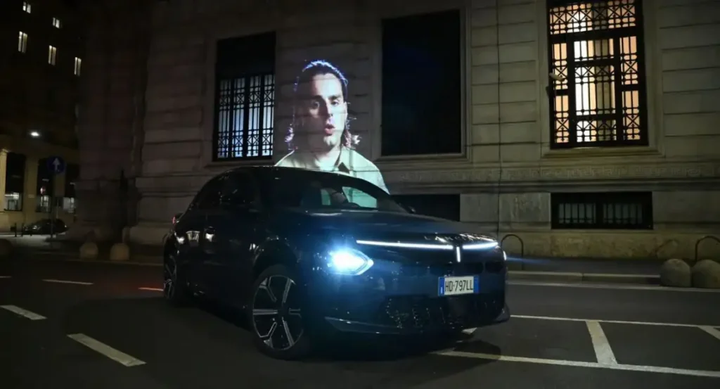 Lancia Ypsilon protagonista del videoclip “Dedica” di Ernia