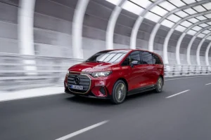 Nuova Mercedes-Benz VLE, ora ordinabile con trazione integrale
