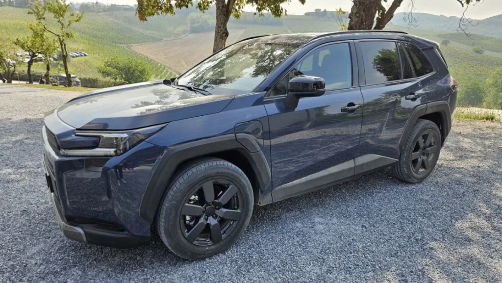 Suzuki Across, 309 CV e trazione integrale per la nuova ammiraglia