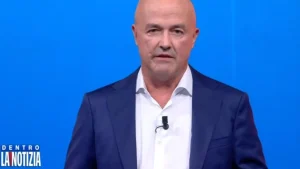 Gianluigi Nuzzi presenta la nuova stagione di Dentro la notizia su Canale 5.