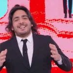 Max Angioni lascia Le Iene e debutta nel GialappaShow: nuova avventura in arrivo!