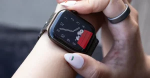 Apple condannata a pagare .7 miliardi per violazione brevetti haptic: conseguenze per l’azienda.