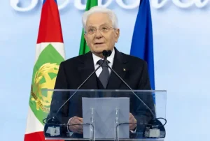 Mattarella “La scuola è integrazione ed è aperta a tutti, aiuta a non formare ghetti o barriere” / Video