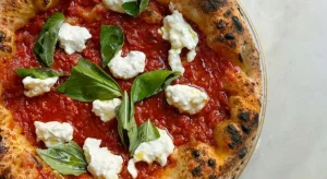La pizzeria top al mondo nel 2026? Scopri la classifica di 50 Top Pizza a Londra!