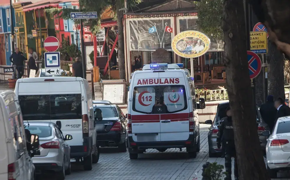 Sparatoria davanti a una scuola in Turchia, 5 feriti
