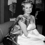 La magia di Roma: cucendo sogni d’Hollywood in una storia senza tempo.