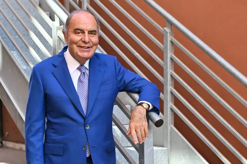Bruno Vespa torna a Porta a Porta: “Governo minoritario, non solo TeleMeloni”