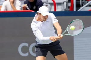 Us Open, Darderi batte Svrcina in quattro set e vola al terzo turno. Bellucci eliminato da Fritz