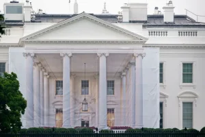 The White House removes ‘Build the Wall’ game following complaint from Tetris Company.