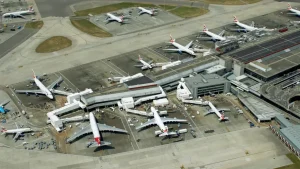 L’aeroporto più connesso al mondo svelato: non è più Londra Heathrow.