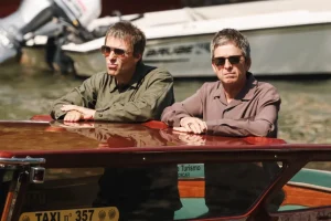 Venezia 83, “Oasis: Don’t Look Back In Anger” conquista il pubblico con energia e nostalgia intensa