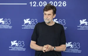Venezia 83: Nanni Moretti in gara con il film “Succederà questa notte”