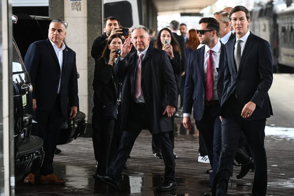Gli inviati Usa Witkoff e Kushner sono giunti a Kiev. Zelensky “Pronti per i colloqui, Ucraina costruttiva ma serve una pace dignitosa”