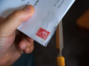 Docente aggredita a Trescore: insegnanti alleati dei ragazzi.