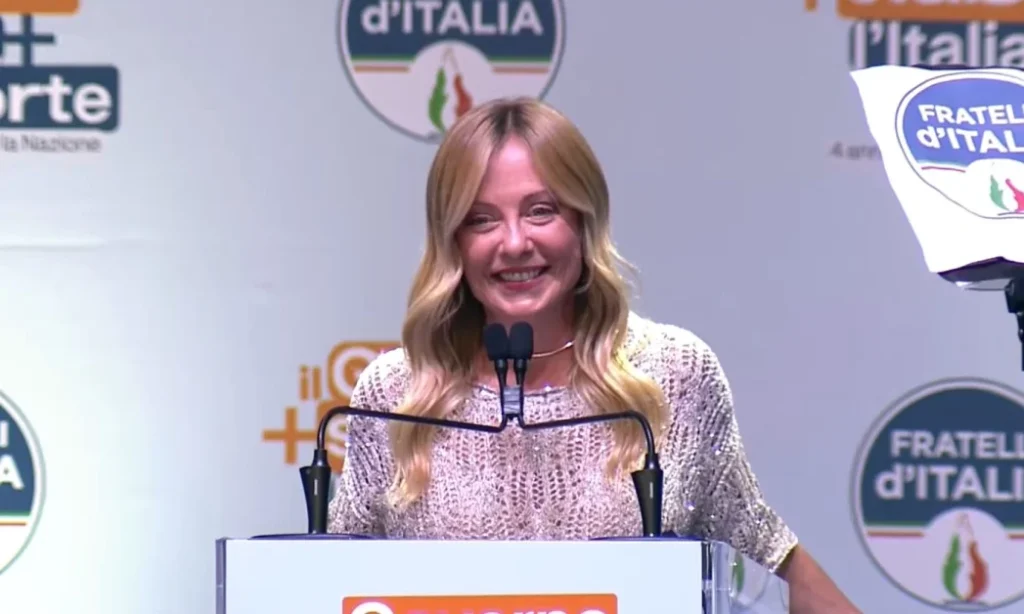 Meloni festeggia il governo più longevo: “Non ho mollato e non intendo farlo. Pagine più belle ancora da scrivere” / Video