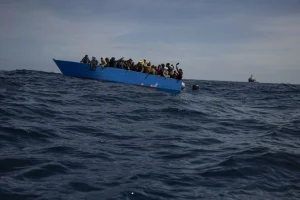 Grecia, naufragio a sud di Creta: un morto e 25 dispersi