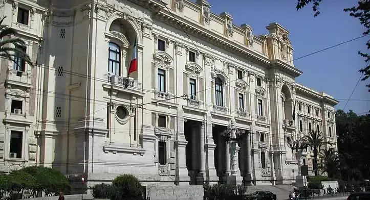 Precari Docenti e Ata: Trend del Mercato in Discussione tra Ministero e Sindacati