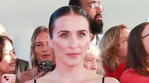 Vicky McClure stuns at NTAs in perfect LBD for party season: Timeless glamour revived