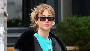 Jennifer Lawrence makes UGG boots trendy with wide-leg trousers and jeans for the season.
