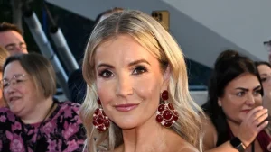 Helen Skelton’s Chic Purple and Red Look Takes Over NTAs – Trend Alert This Season