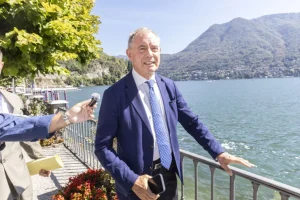Ex Ilva, Urso: Commissari valutano proposta cordata italiana per rilancio aziendale – Video