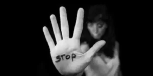 Prevenire violenza di genere: l’appello del padre di Lorena Isceri per la sensibilizzazione nelle scuole.