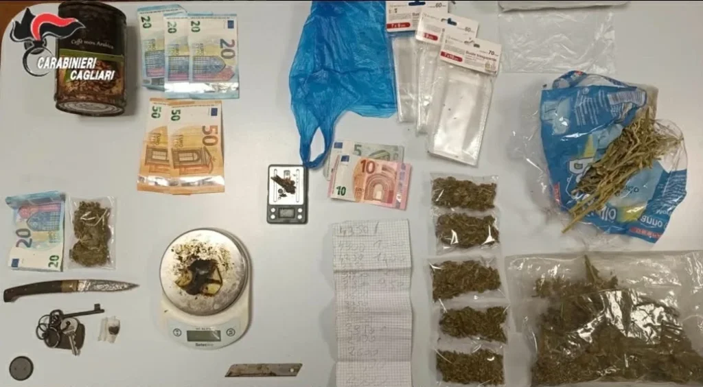 Trovato in casa con hashish e marijuana, arrestato un 47enne nel Cagliaritano