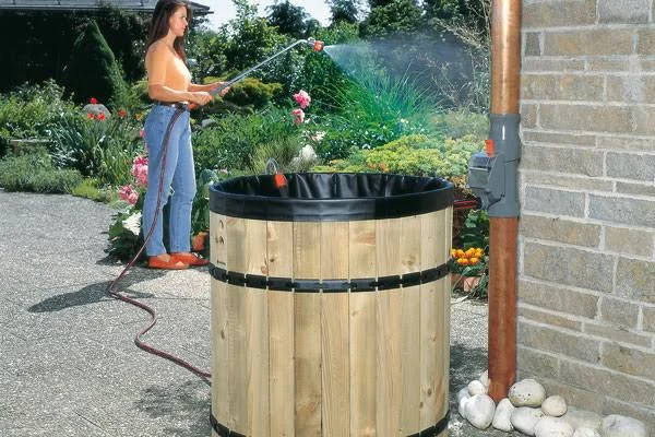 L’acqua piovana come risorsa: come raccoglierla e riutilizzarla in casa