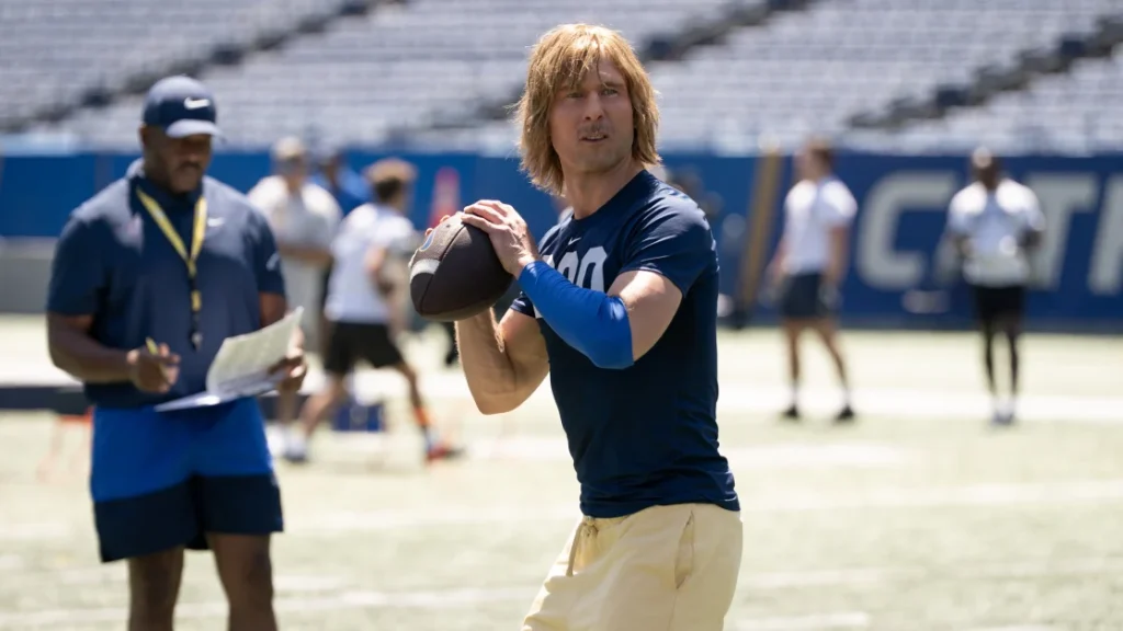 “Chad Powers 2: il ritorno di Russ Holliday” – L’alter ego di Russ Holliday torna in azione.