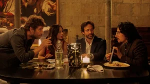 Scandalo tra amici: video compromettente nel cerchio