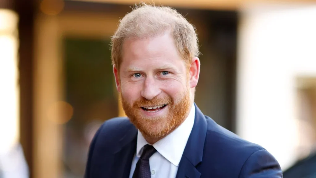 Il grande momento del Principe Harry: finalmente fa assaggiare cibo britannico ad Archie e Lilibet.