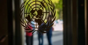 L’ONU afferma che le salvaguardie dell’IA non possono attendere certezza. Ottimizzato per Google Discover.