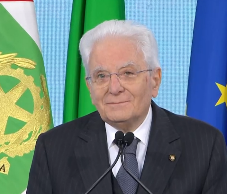 Il presidente Mattarella sulla violenza contro i docenti: “Genitori consapevoli del fallimento educativo”