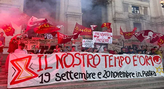 Protesta studenti: no a classi con temperature estreme e didattica nozionistica. Presidio al Ministero.