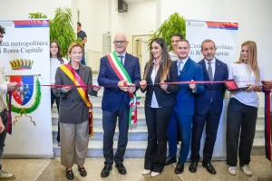 A Roma inaugurato il complesso liceale Dante Alighieri-Alessandro Caravillani, Gualtieri “Riapre dopo 10 anni”