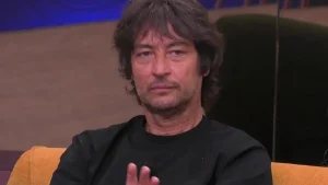 Simone Annicchiarico squalificato dal Grande Fratello Vip 2026: ecco la decisione ufficiale