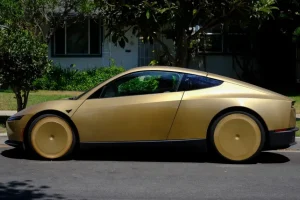 Indagine aperta sul lancio del Cybercab di Tesla: novità nel settore automobilistico.