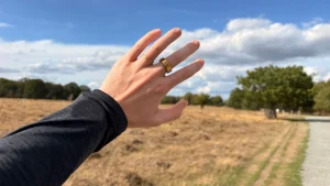 My surprising experience with the affordable Sekonda smart ring after wearing it for a week.