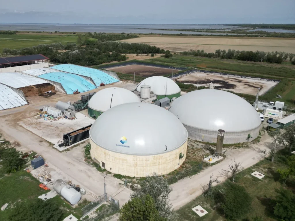 Biometano e agricoltura, quando gli scarti diventano energia pulita
