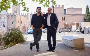 Intesa Sanpaolo lancia “A mano a mano”, nuova campagna istituzionale emozionale in video